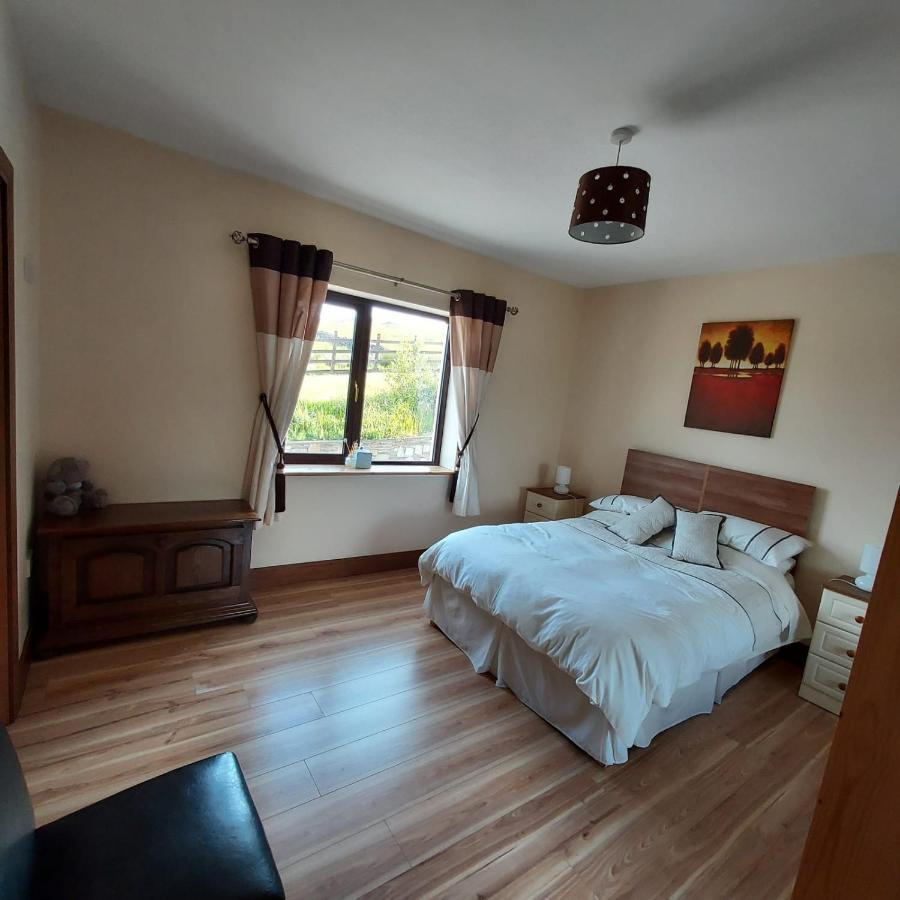 Bed and Breakfast Ros na gCloch Westport Exterior foto
